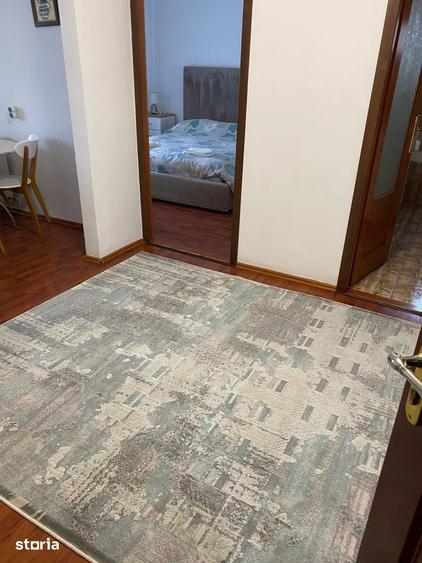 Inchiriere apartament 2 camere decomandat, etaj 3, loc de parcare, Cet - 4