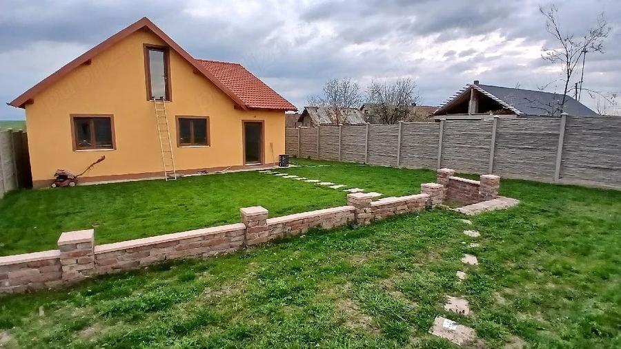 Casă cu 3 camere cu Teren 750 Mp în Vinga