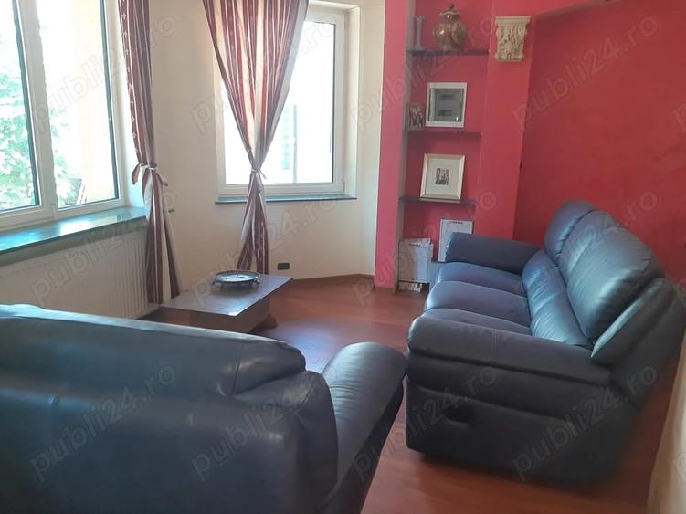 Casă cu 6 camere cu Teren 200 Mp în Central