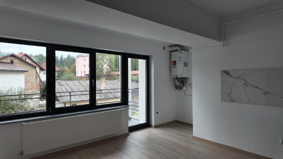 Apartament cu 2 camere decomandat în Exterior Vest