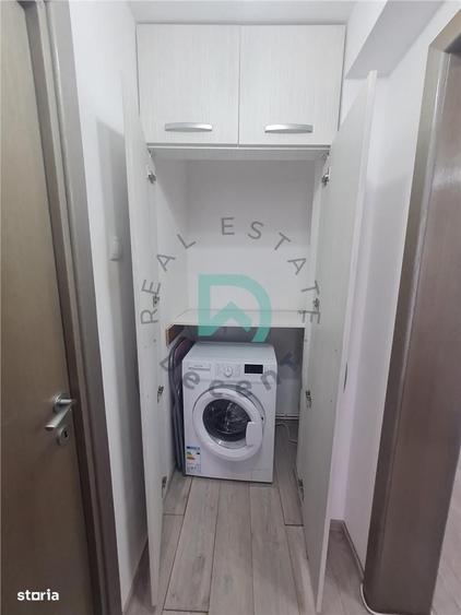 Apartament cu 2 camere semidecomandat în Vlahuță