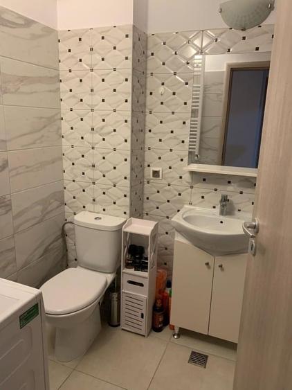 Apartament cu 2 camere decomandat, mobilat în Păcii