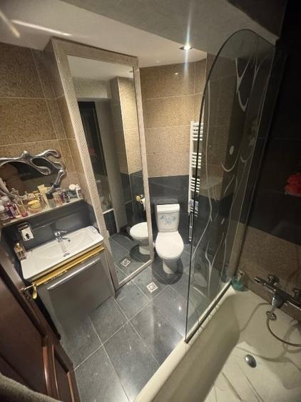Apartament cu 3 camere decomandat, mobilat în Ultracentral