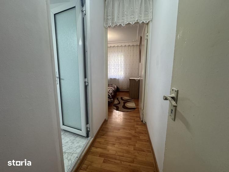 Apartament cu 2 camere semidecomandat în Tătărași