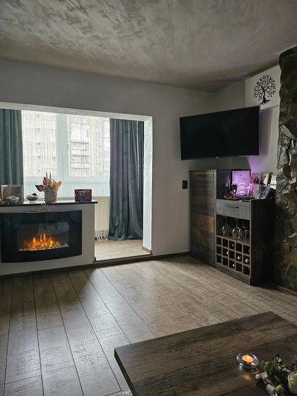 Apartament cu 2 camere semidecomandat în Central
