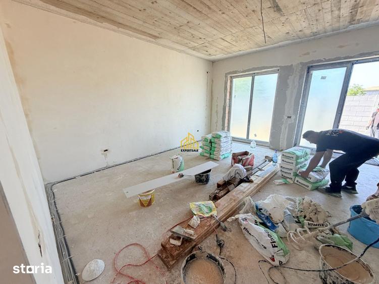 Casă cu 3 camere cu Teren 250 Mp în Central