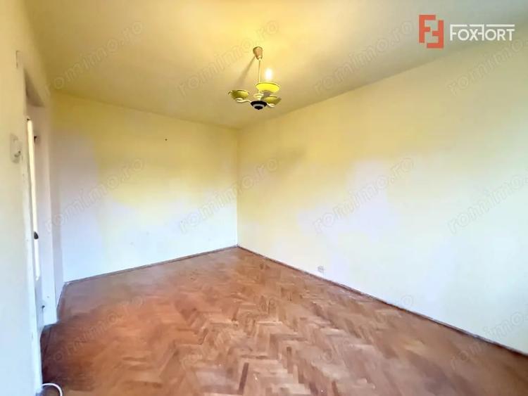 Apartament cu 2 camere semidecomandat în Cetății