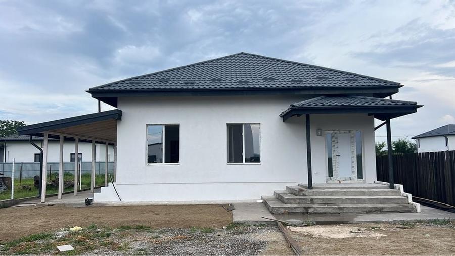 Casă cu 3 camere în Săcueni