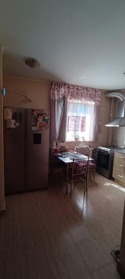 Apartament cu 3 camere decomandat în Drumul Taberei