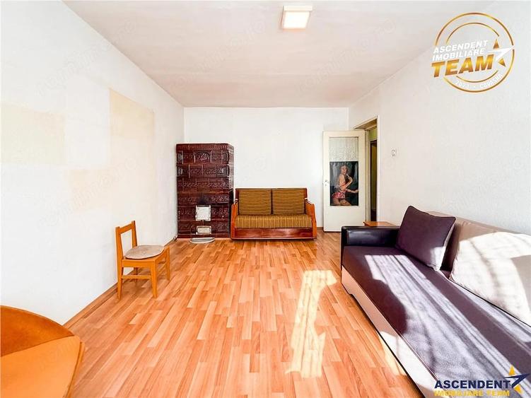 Apartament cu 3 camere decomandat în Malnaș
