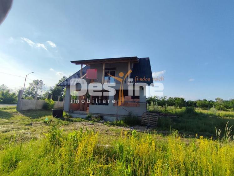 Casă cu 4 camere cu Teren 500 Mp în Bordenii Mici