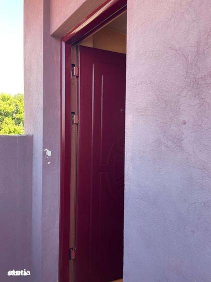 Casă cu 4 camere cu Teren 200 Mp în Rahova
