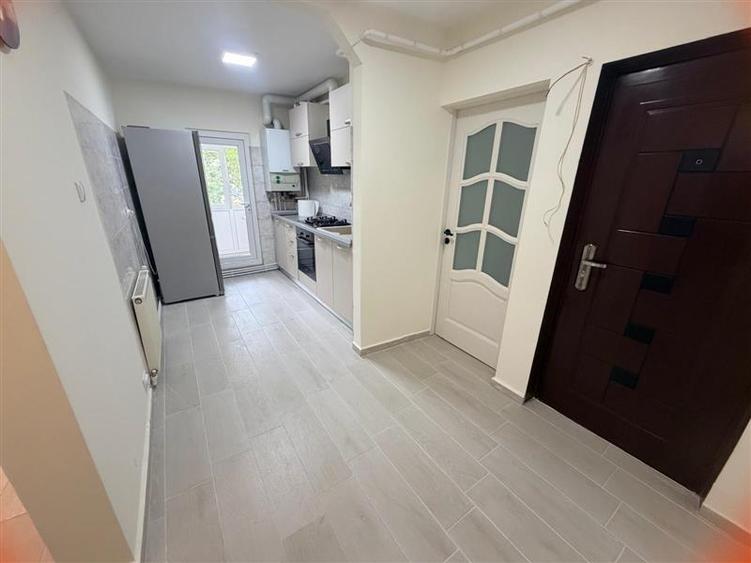 Apartament cu 2 camere decomandat, mobilat în Dacia