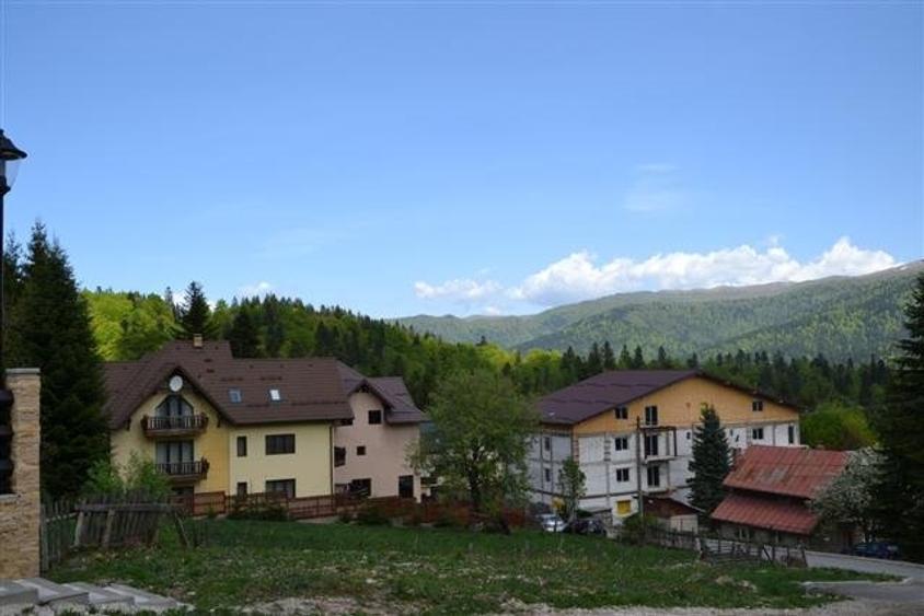 vanzare teren - 2
