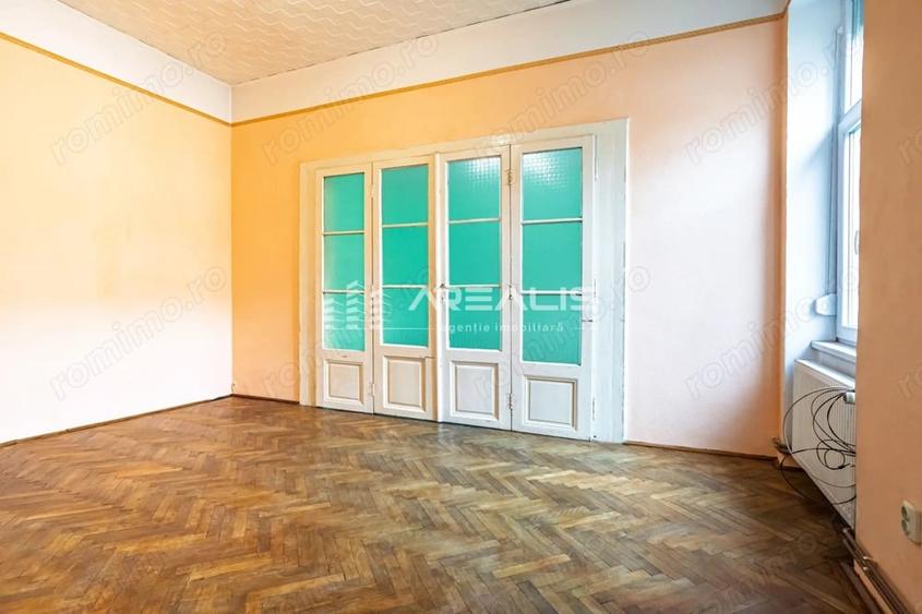 Apartament cu 2 camere semidecomandat în Ultracentral