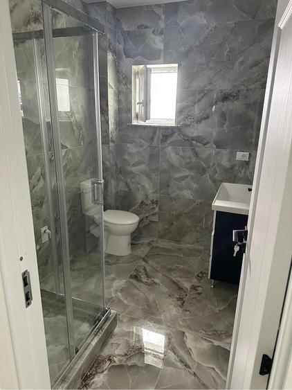Apartament cu 2 camere semidecomandat în Tișăuți