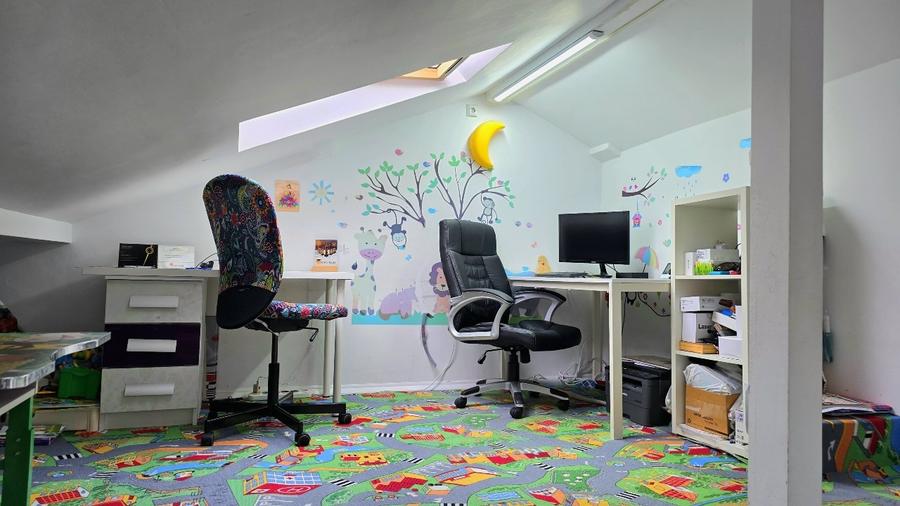 Apartament cu 3 camere decomandat în Brâncoveanu