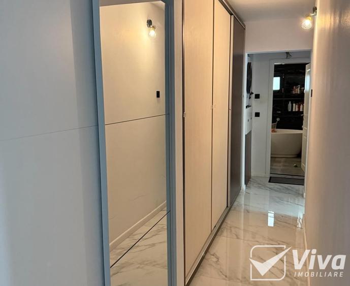 Apartament cu 3 camere decomandat, mobilat în Nicolina