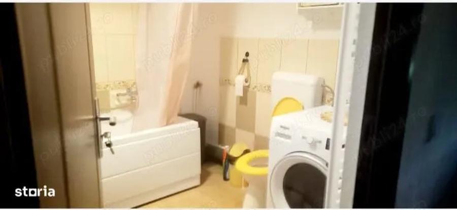 Casă cu 4 camere cu Teren 400 Mp în Central