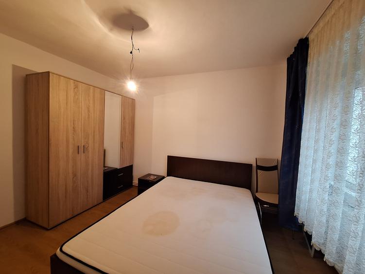 Apartament cu 4 camere decomandat, mobilat în Freidorf