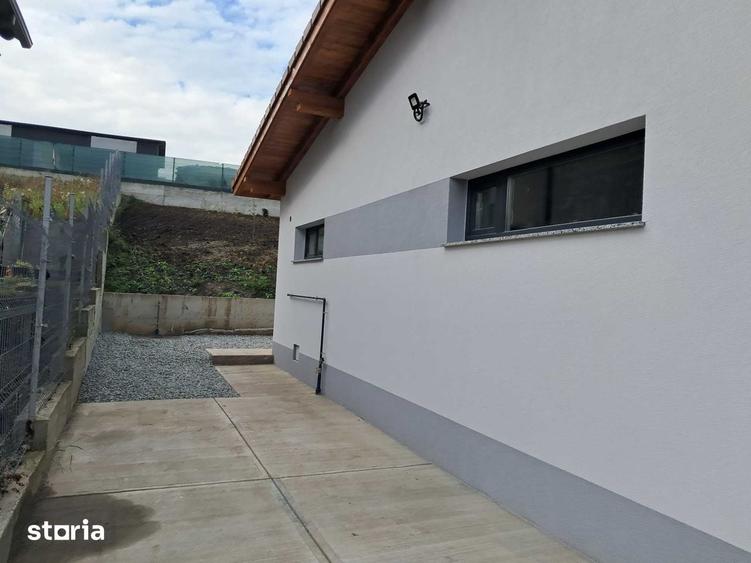 Casă cu 5 camere cu Teren 1000 Mp în Baciu
