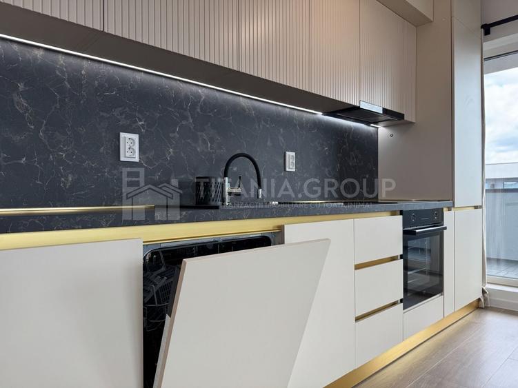 Apartament cu 3 camere decomandat, mobilat în Tractorul