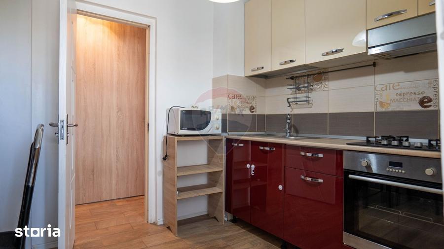 Apartament cu 2 camere semidecomandat în Pantelimon