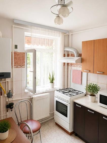 Apartament cu 2 camere semidecomandat în Ultracentral