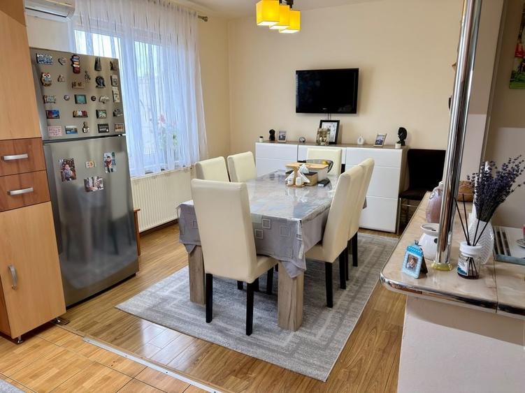 Apartament cu 3 camere decomandat în Ungheni