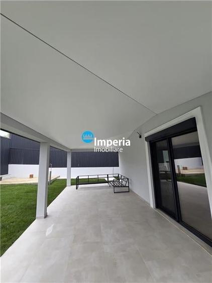 Casă individuală cu 4 camere cu Teren 470 Mp în Miroslava