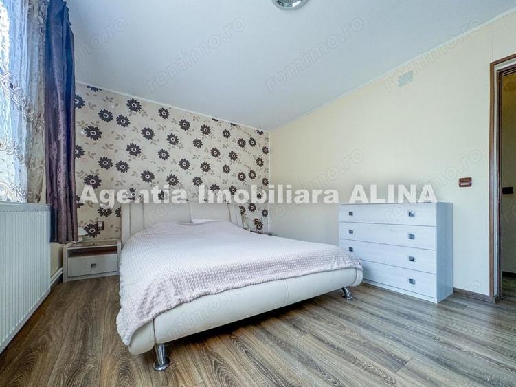 Casă cu Teren 989 Mp în Bejan