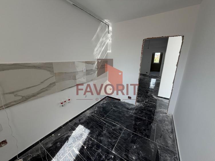 Apartament cu 3 camere semidecomandat în Giroc