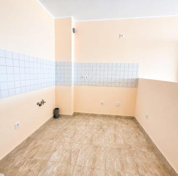 Apartament cu 2 camere decomandat în Avantgarden