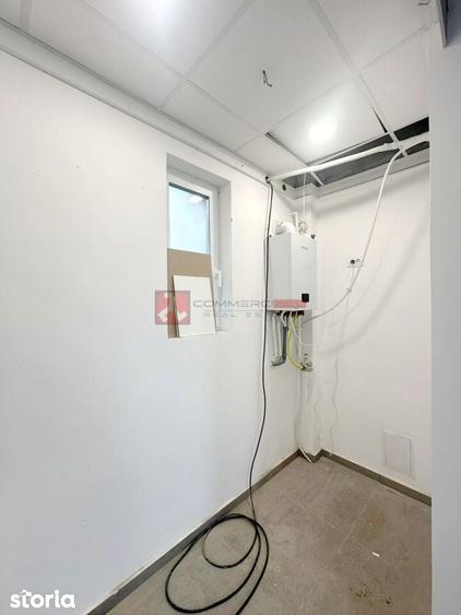 Spațiu comercial, de 30 mp, în Dârste