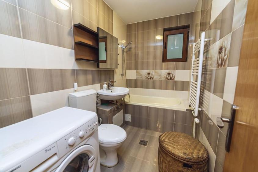 Apartament cu 3 camere decomandat, mobilat în Giulești