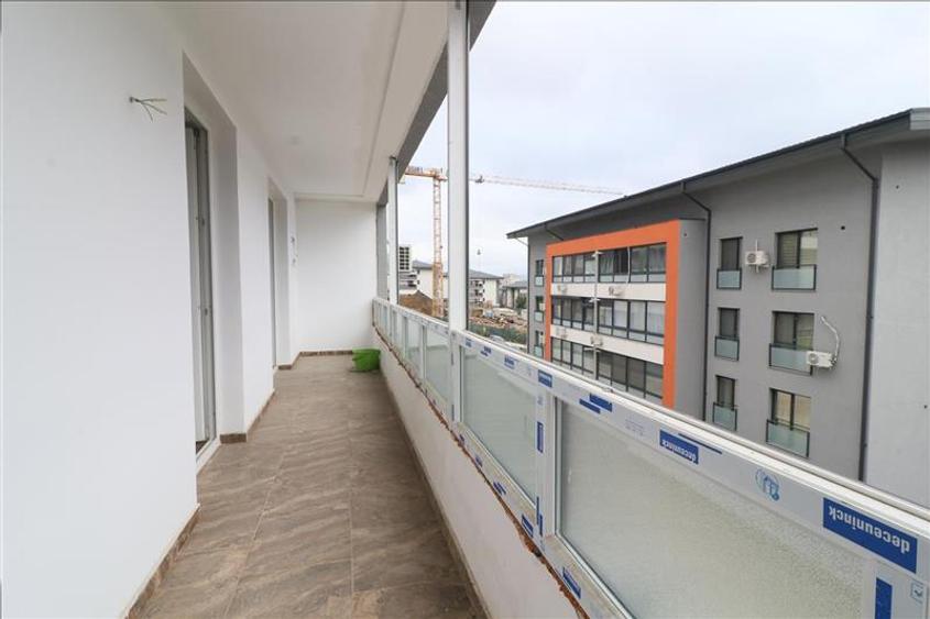Apartament cu 4 camere decomandat în Păcurari