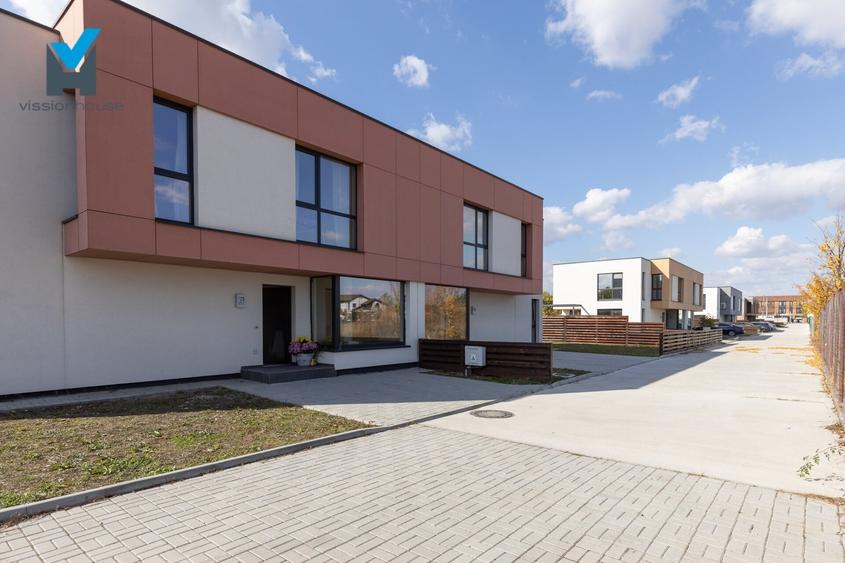 Casă individuală cu 4 camere decomandat cu Canalizare în Corbeanca