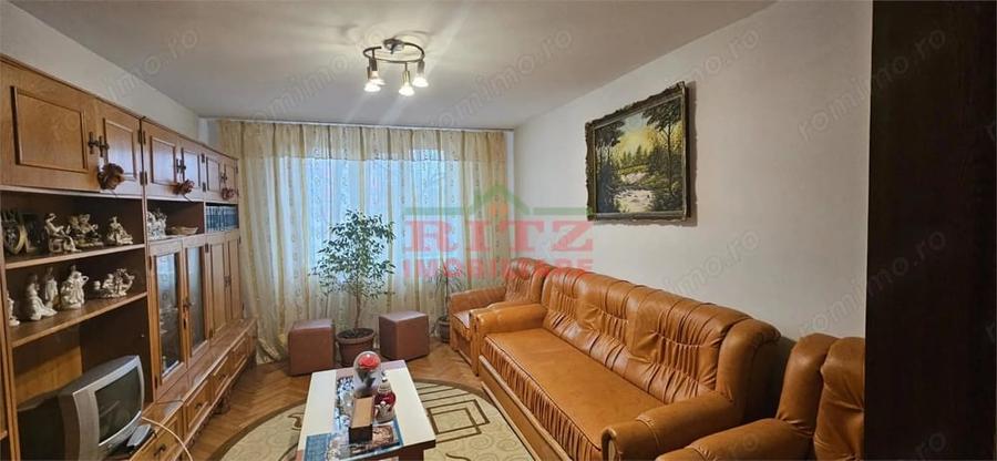 Apartament cu 3 camere în Central