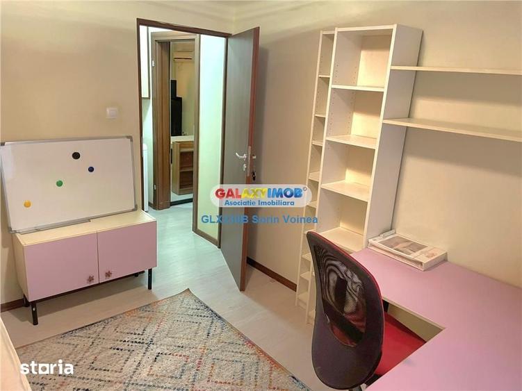 Apartament cu 4 camere semidecomandat, mobilat în Apărătorii Patriei