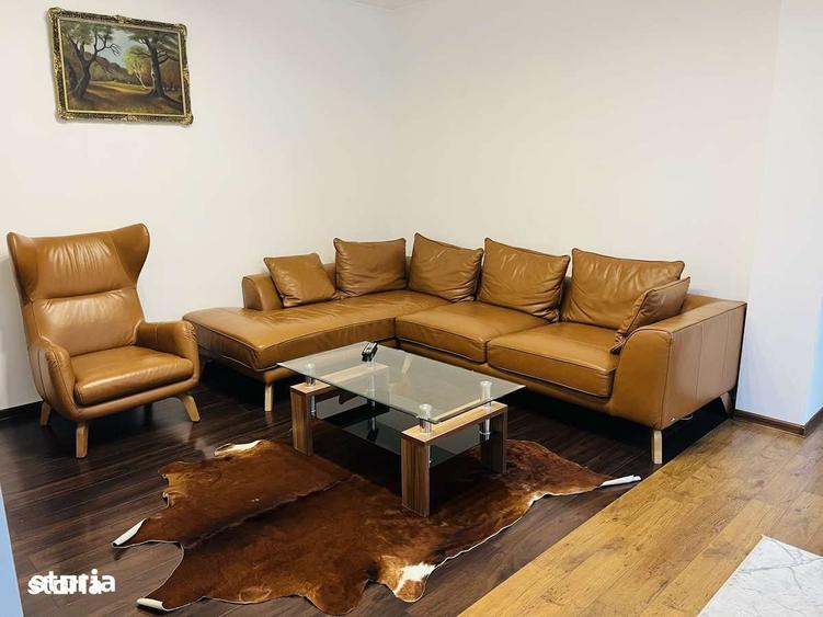 Casă cu 3 camere cu Teren 1994 Mp în Central