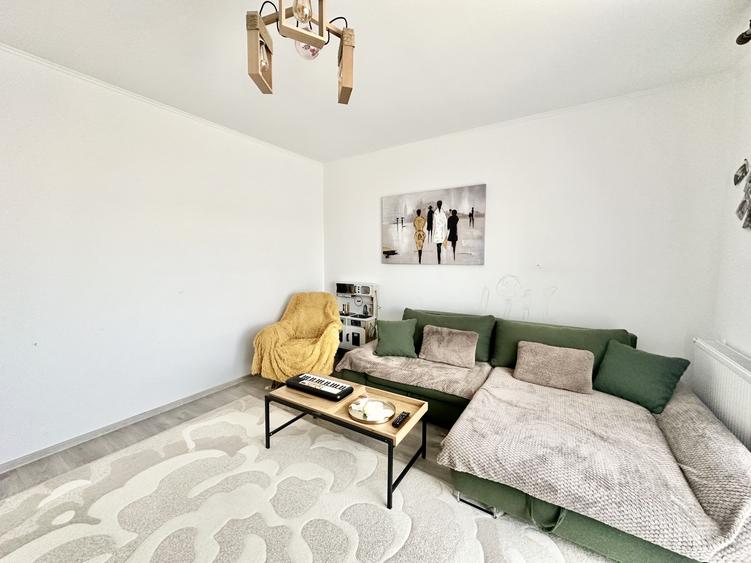 Apartament cu 4 camere decomandat, mobilat în Calea Urseni
