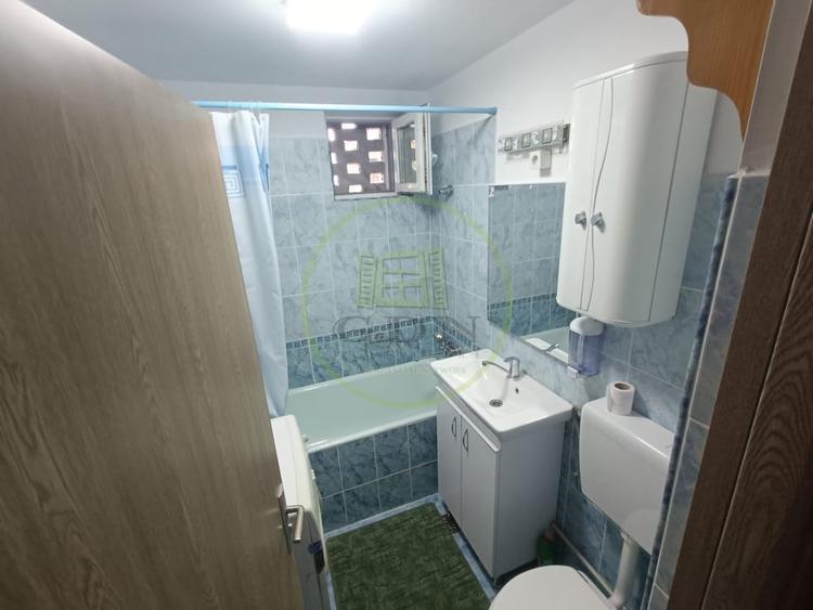 Apartament cu 2 camere decomandat, mobilat în Reghin