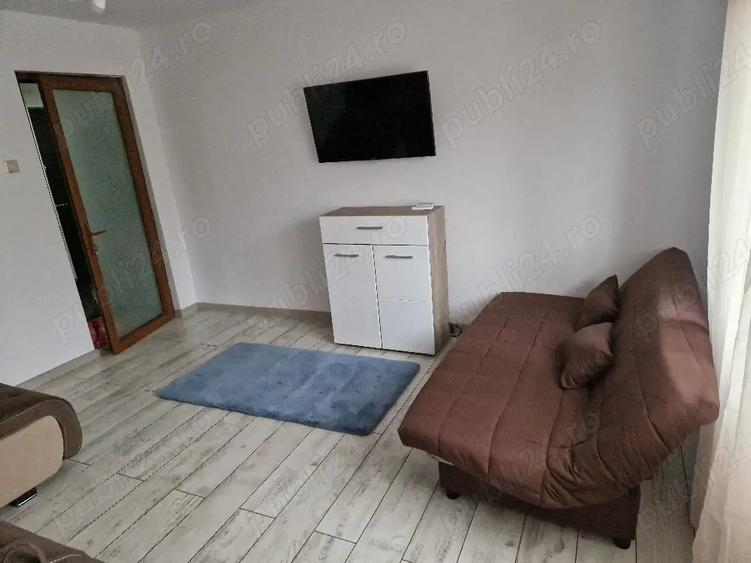 Garsonieră decomandată în Iacobeni