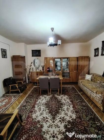 Casă cu 3 camere cu Teren 398 Mp în Central