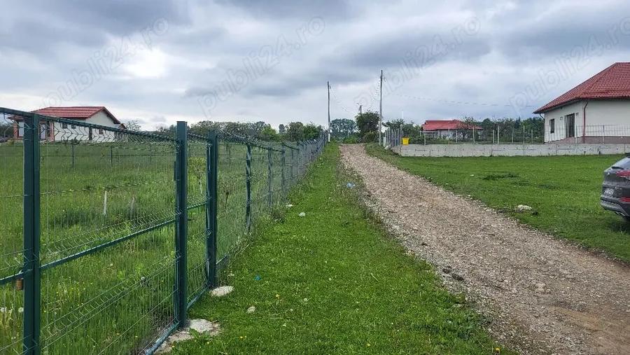 Teren de 7500 mp, în Voila
