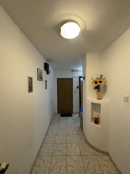 Apartament cu 2 camere decomandat în Astra