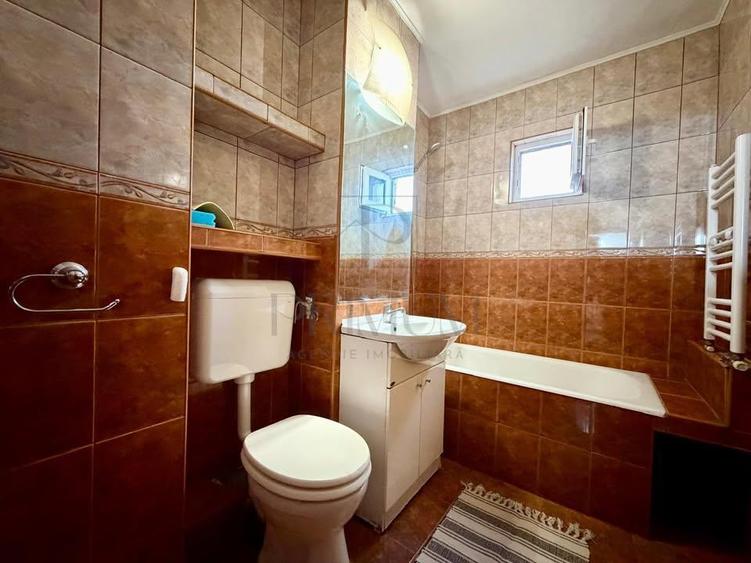 Apartament cu 3 camere decomandat, mobilat în Lipovei