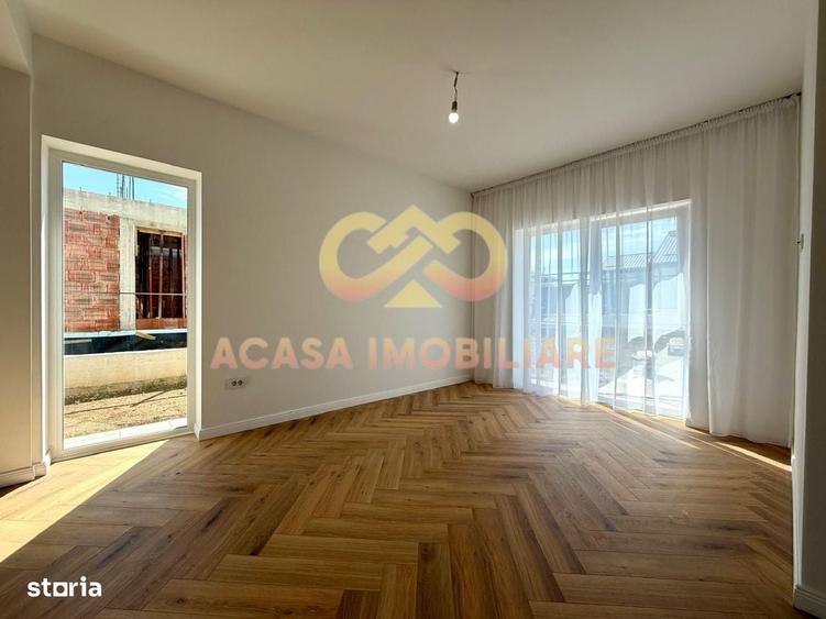 Casă cu 4 camere decomandat cu Teren 230 Mp în Bârnova
