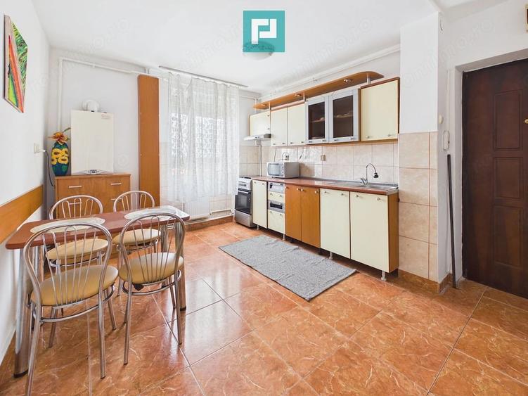 Apartament cu 3 camere decomandat în Ultracentral