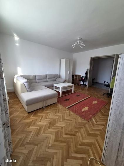 Apartament cu 3 camere decomandat în Unirii